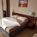 Проживание в семье Carmen *